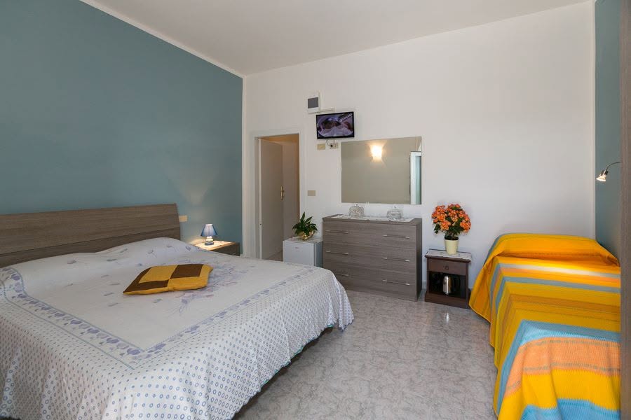 Appartamento vacanze con piscina a Castellina Marittima